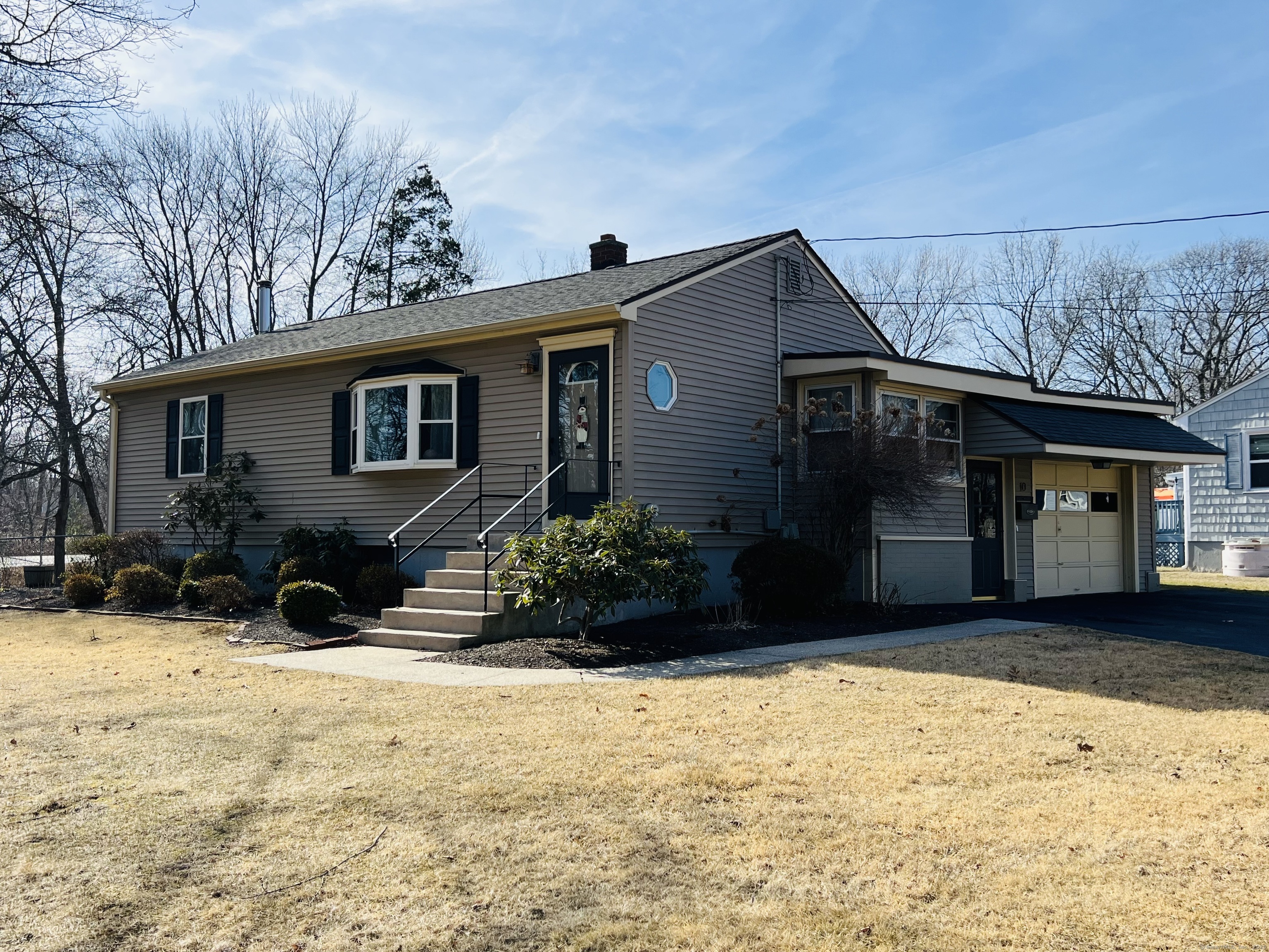 10 Woodvale Road, West Haven, Connecticut image 1