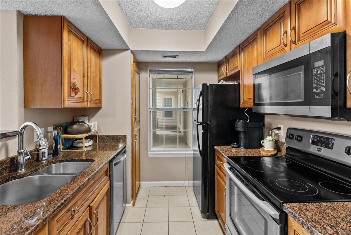 168 Carriage Crossing Lane #168, Middletown, Connecticut image 9