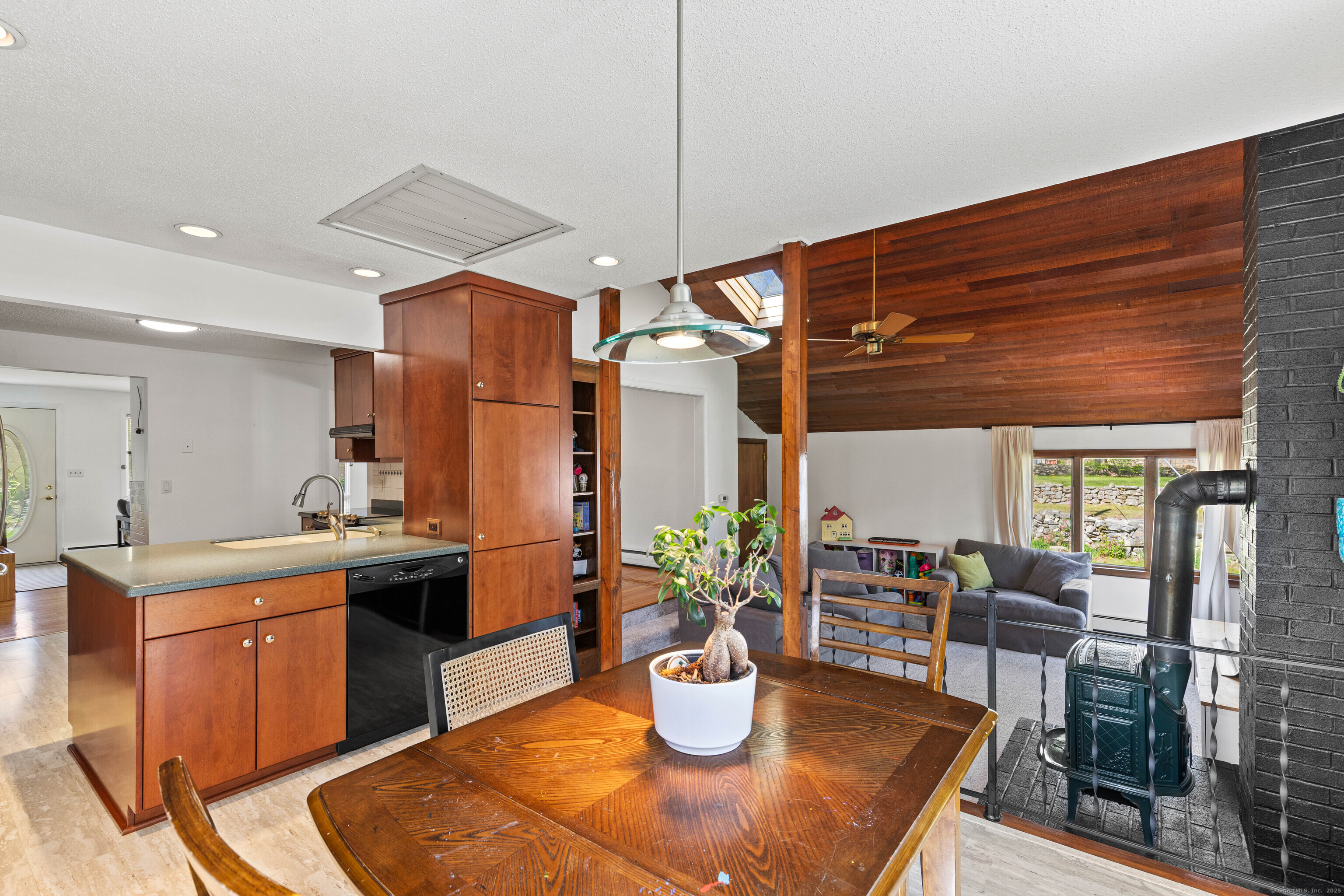 1315 Raymond Hill Road, Montville, Connecticut image 10