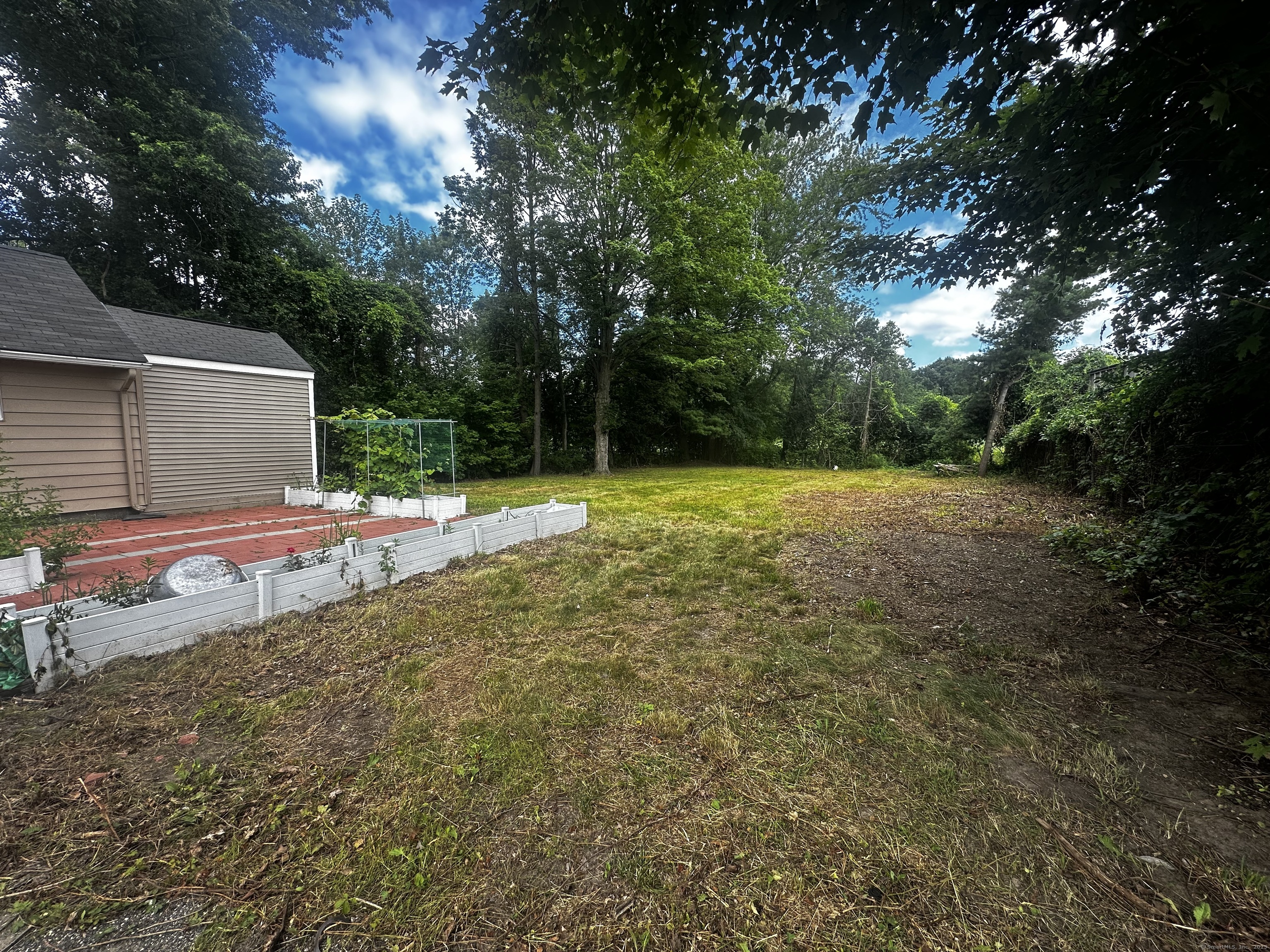 855 Thompsonville Road
