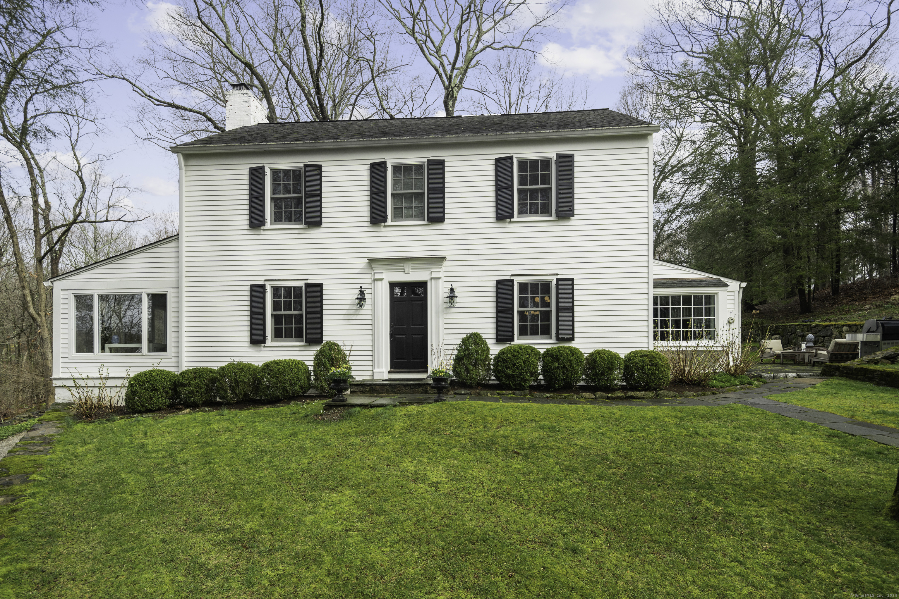 Property for Sale at 156 Mariomi Road, New Canaan, Connecticut - Bedrooms: 4 
Bathrooms: 3 
Rooms: 7  - $1,698,000