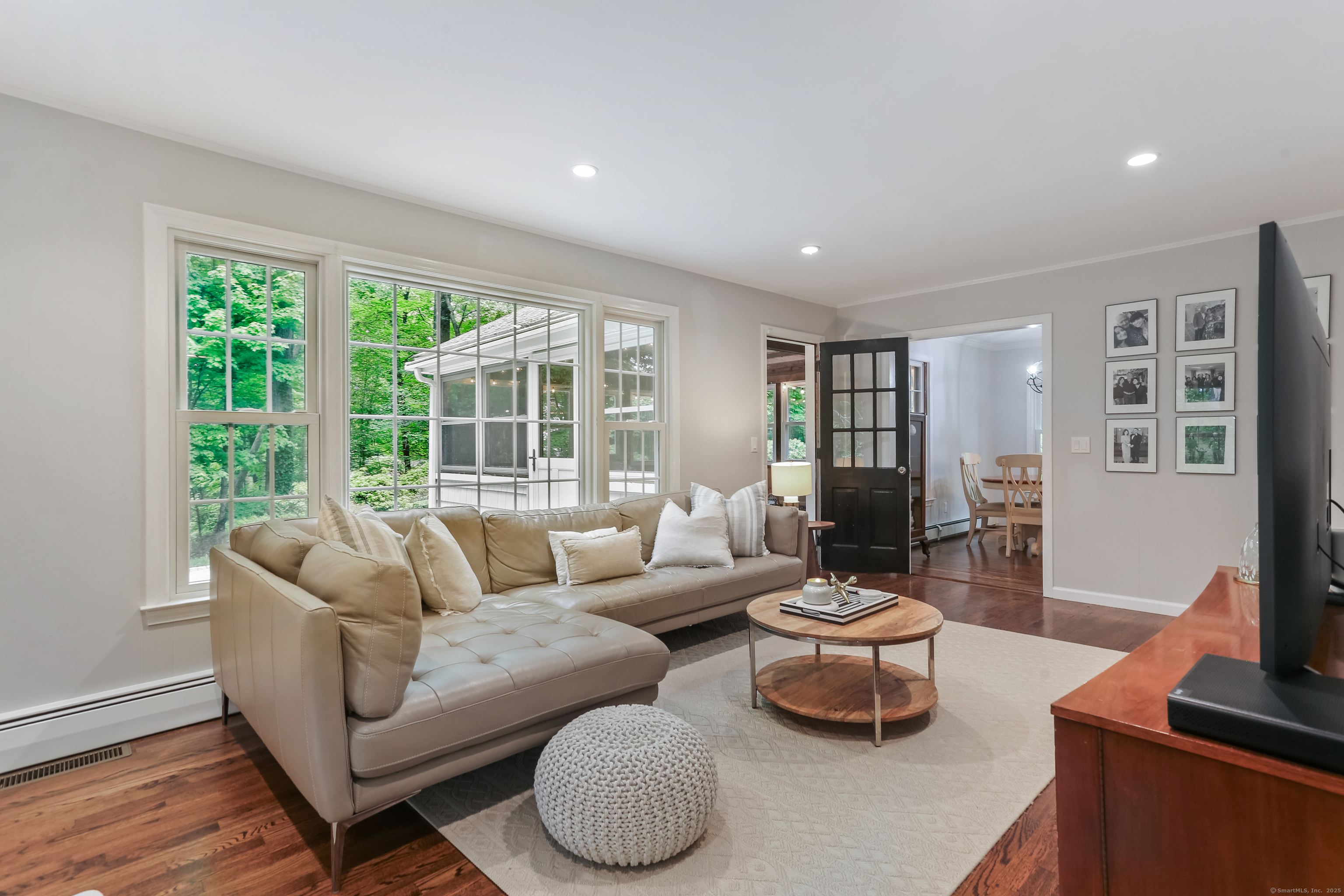 2 Hunter Lane