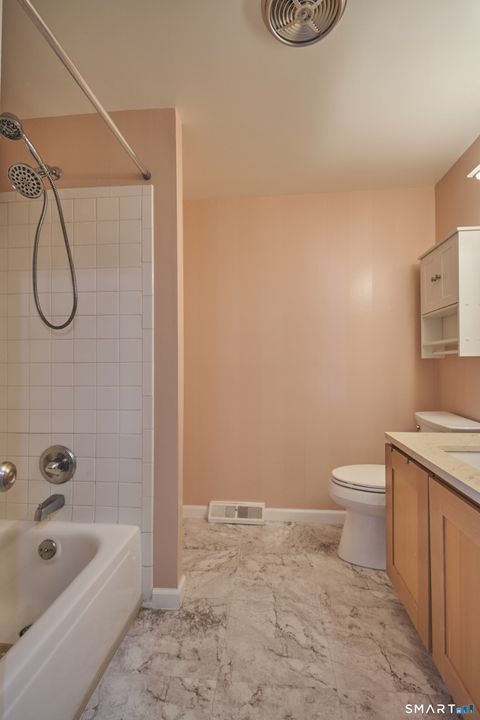 Tiny photo for 11 Trolley Crossing Lane #11, Middletown, CT 06457 (MLS # 24164573)