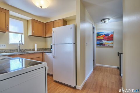 Tiny photo for 11 Trolley Crossing Lane #11, Middletown, CT 06457 (MLS # 24164573)