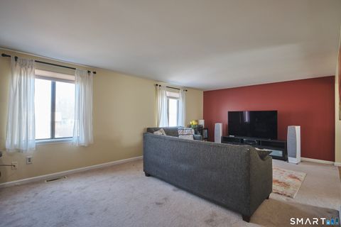 Tiny photo for 11 Trolley Crossing Lane #11, Middletown, CT 06457 (MLS # 24164573)