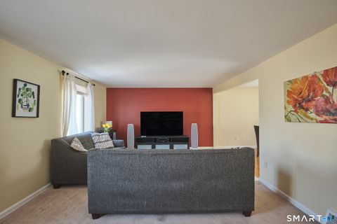 Tiny photo for 11 Trolley Crossing Lane #11, Middletown, CT 06457 (MLS # 24164573)