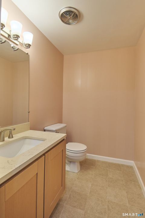 Tiny photo for 11 Trolley Crossing Lane #11, Middletown, CT 06457 (MLS # 24164573)