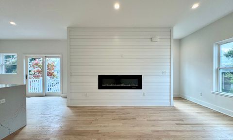 Tiny photo for 25 B Village Road, Milford, CT 06460 (MLS # 24146953)