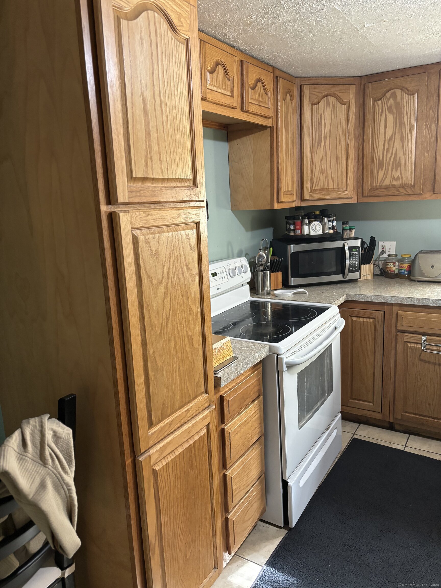 6 Peach Street, Waterbury, Connecticut image 7