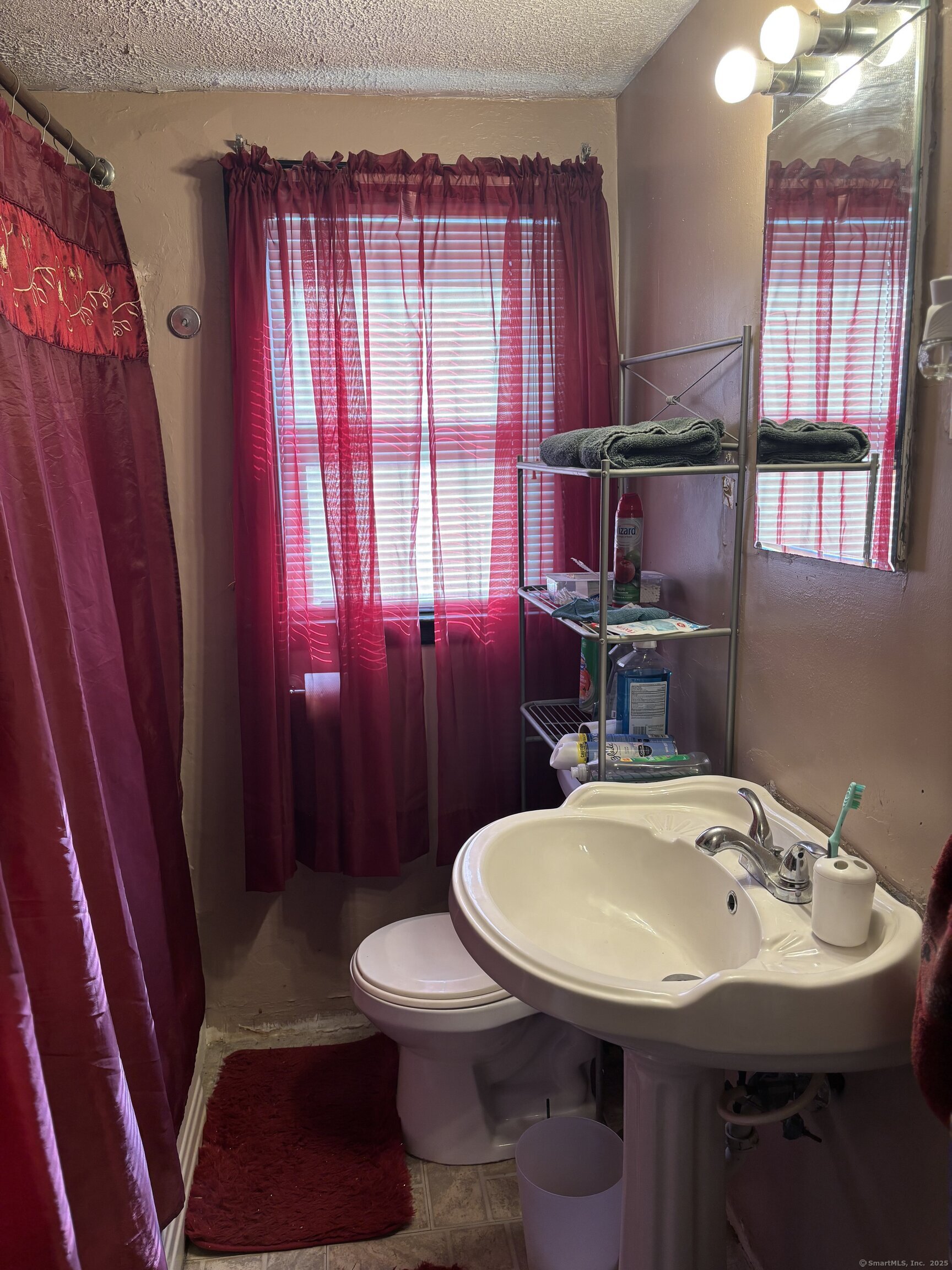 6 Peach Street, Waterbury, Connecticut image 23