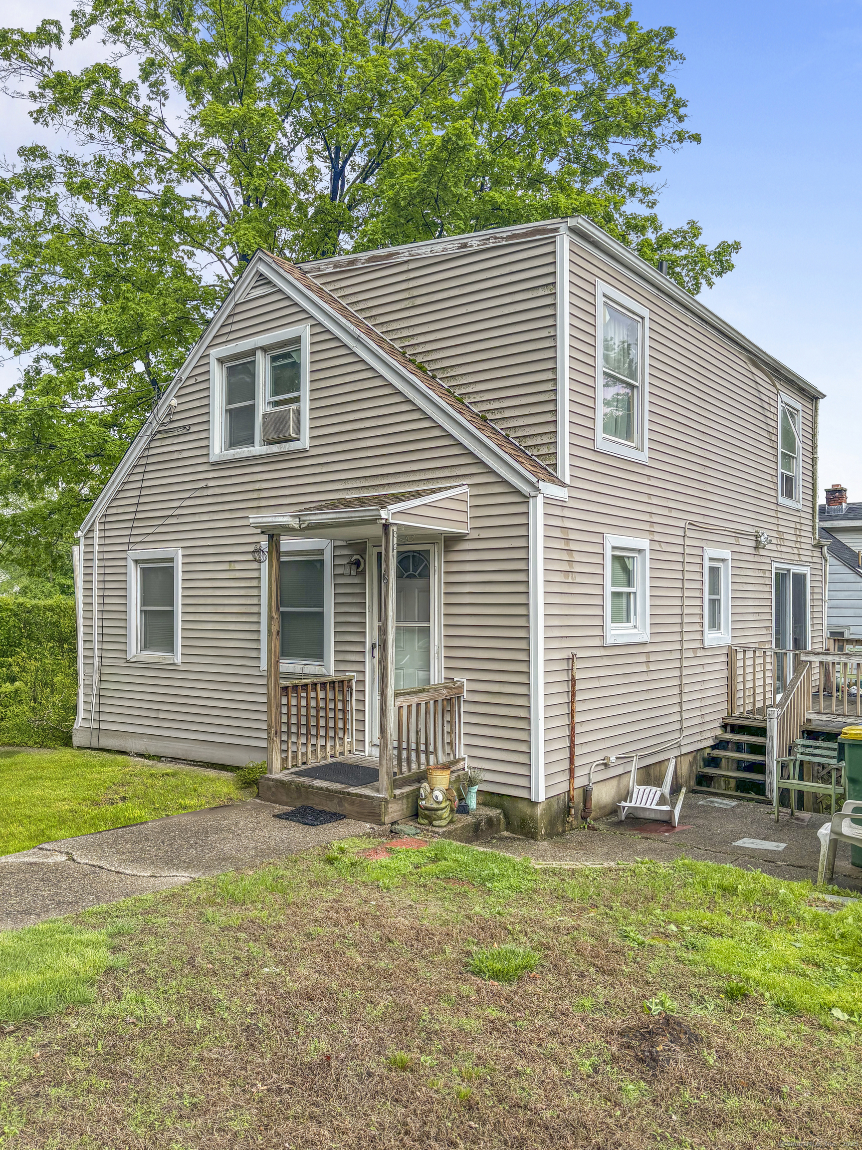 6 Peach Street, Waterbury, Connecticut image 3