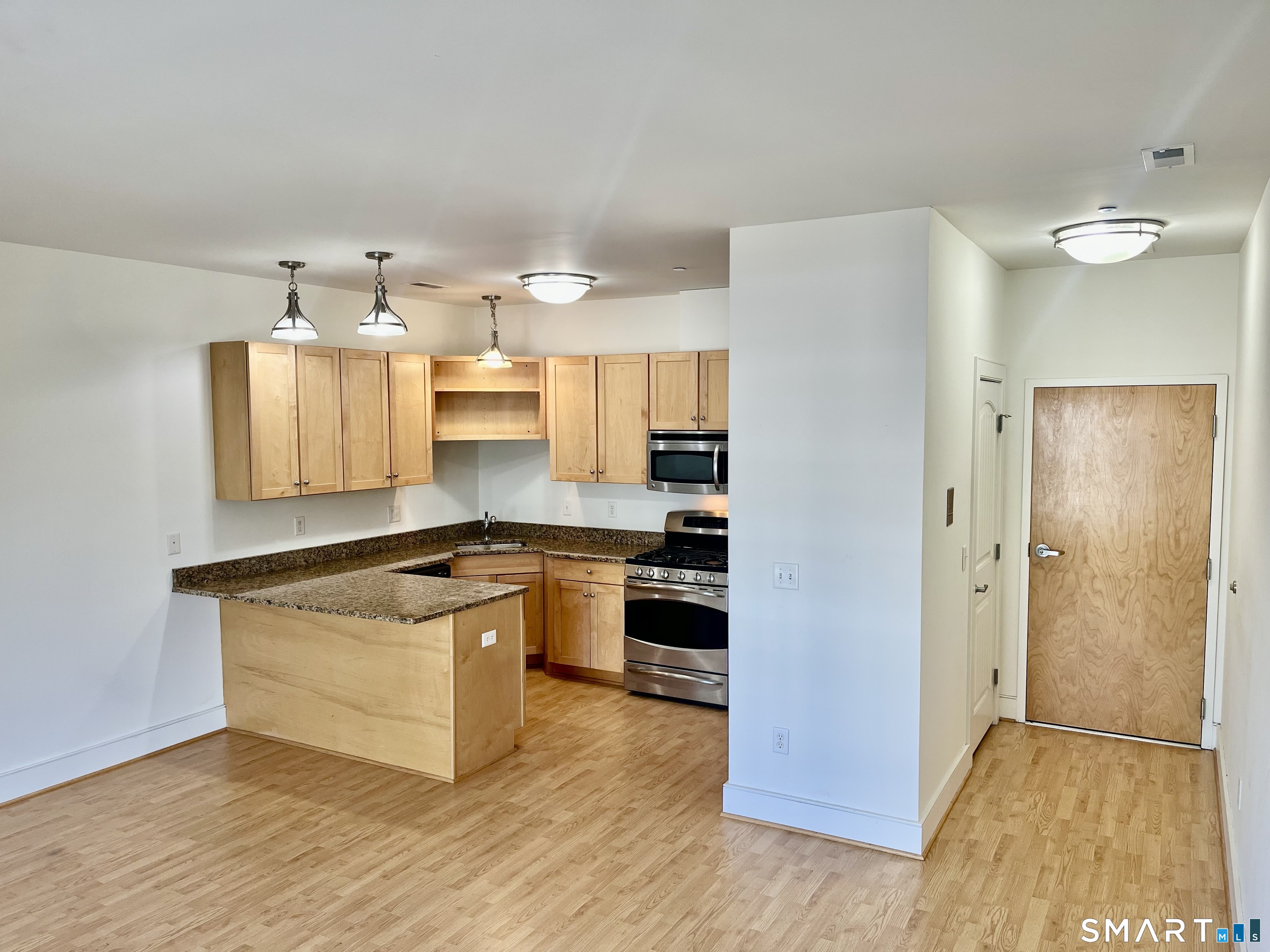 1343 Boston Post Road 206