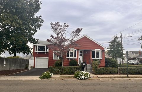119 Bradford Avenue East Haven CT 06512
