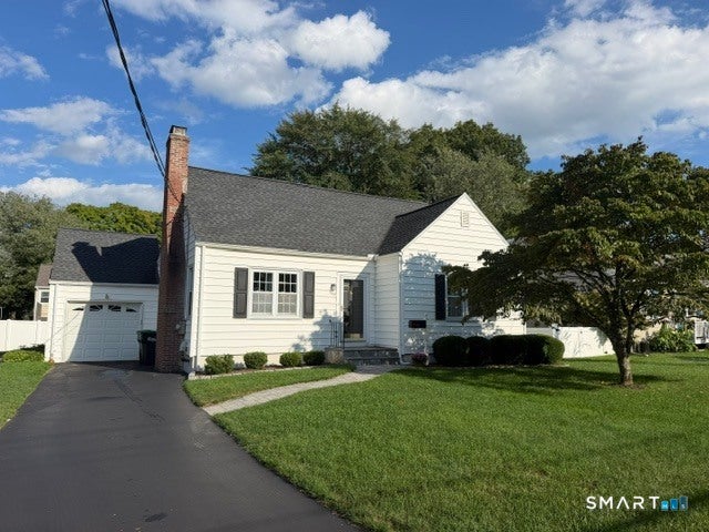 Photo of 100 Flint Street, Trumbull, CT 06611 (MLS # 24204836)