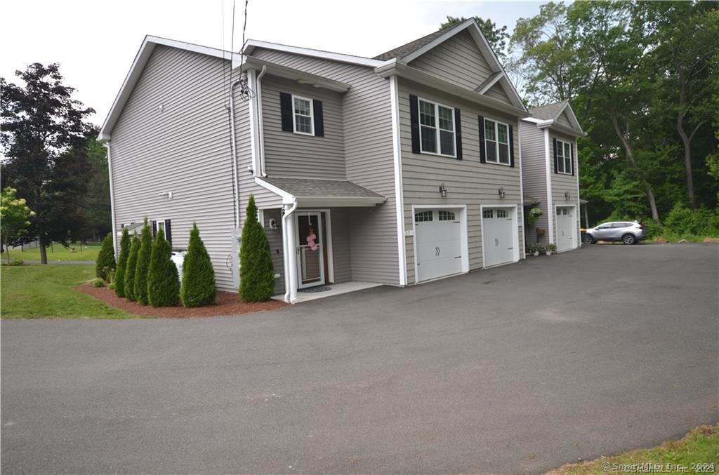 Property for Sale at 35 Chestnut Avenue Apt C, Watertown, Connecticut - Bedrooms: 3 
Bathrooms: 3 
Rooms: 6  - $340,000