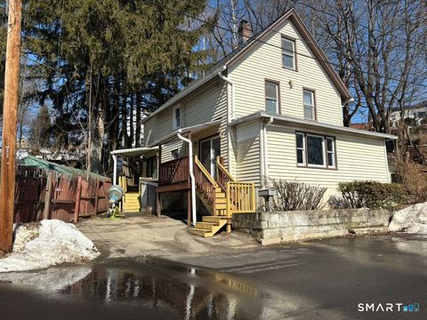 30 Pond Street Naugatuck CT 06770