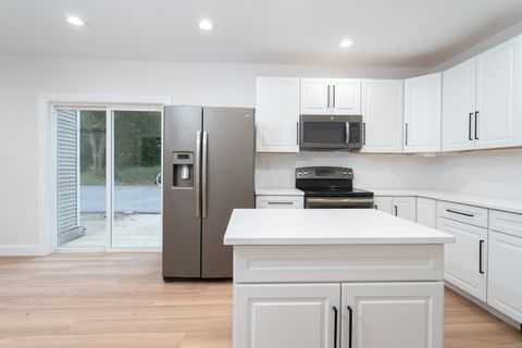Tiny photo for 7 Carver Avenue, Norwich, CT 06360 (MLS # 24135106)