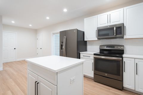 Tiny photo for 7 Carver Avenue, Norwich, CT 06360 (MLS # 24135106)