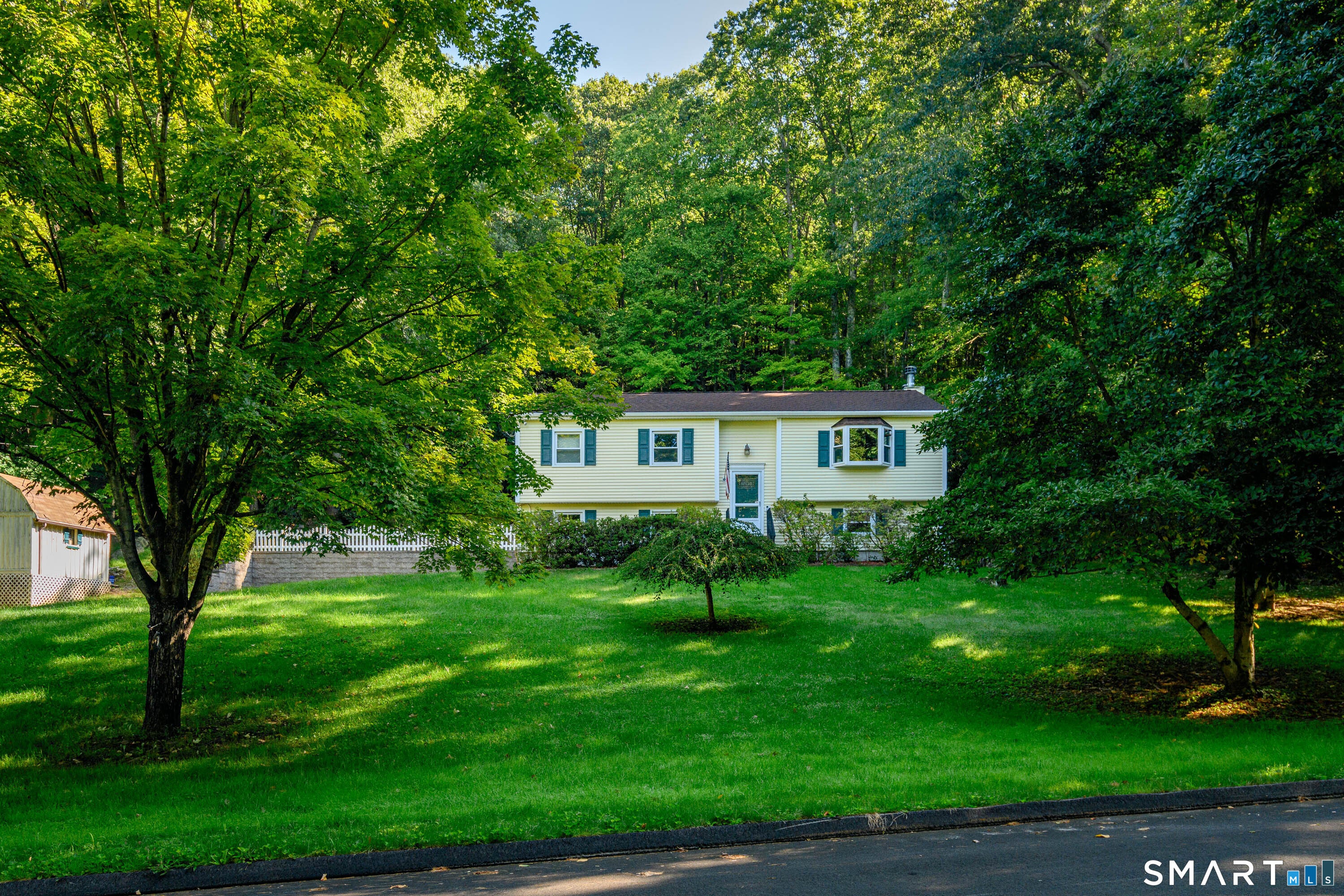 4 Frontier Lane