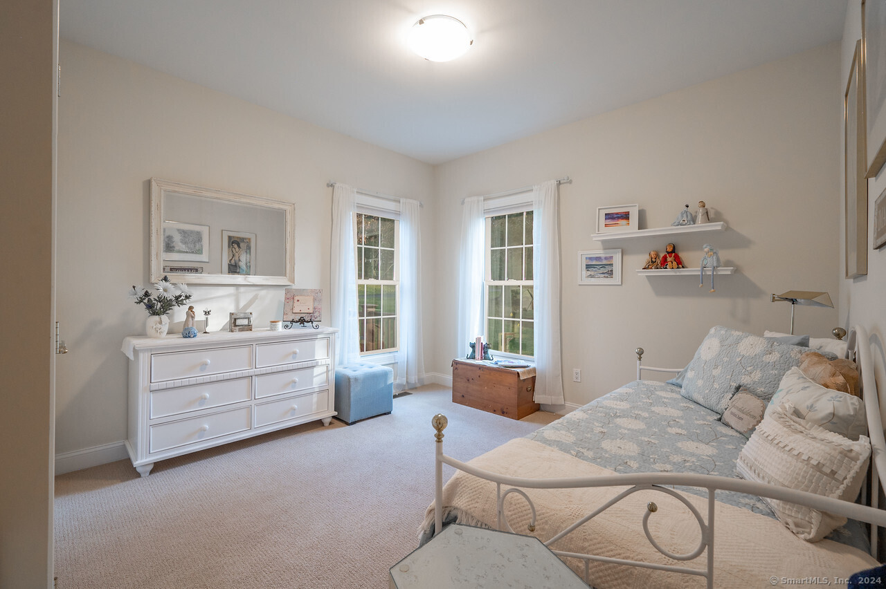 111 Periwinkle Drive #111, Middlebury, Connecticut image 13