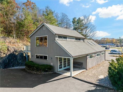 944 Danbury Road Wilton CT 06897