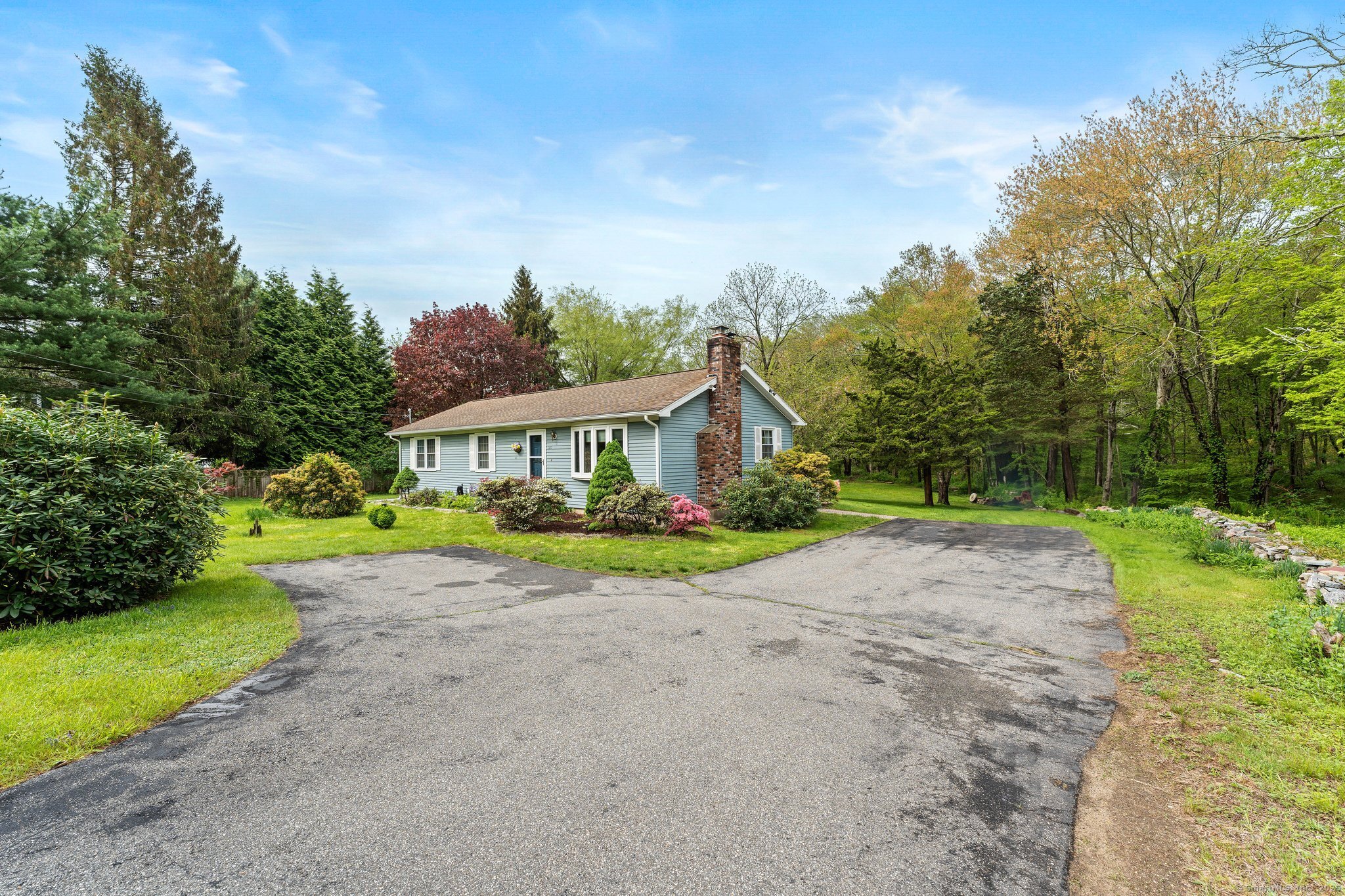 120 E Pattagansett Road, East Lyme, Connecticut image 4