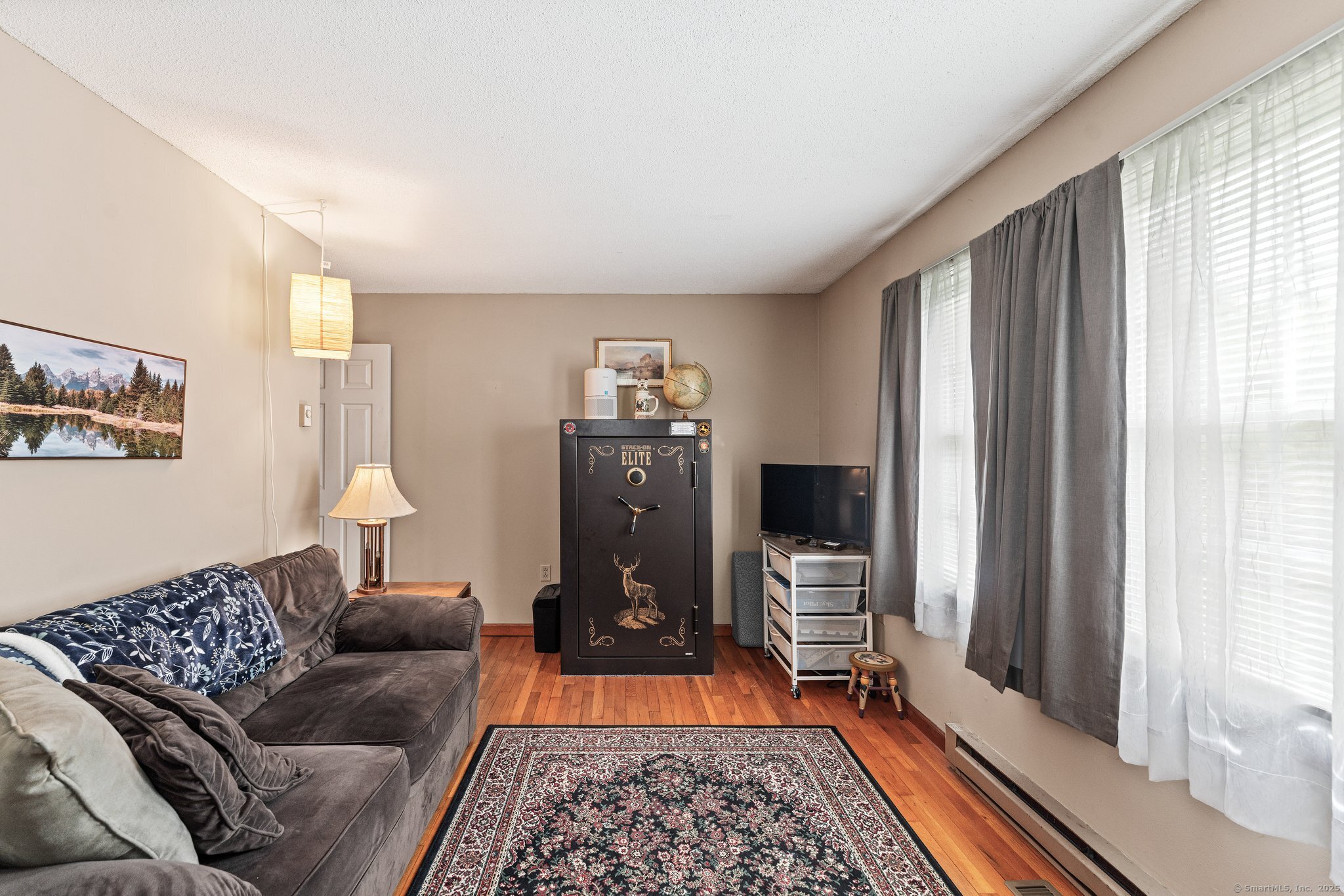 120 E Pattagansett Road, East Lyme, Connecticut image 9