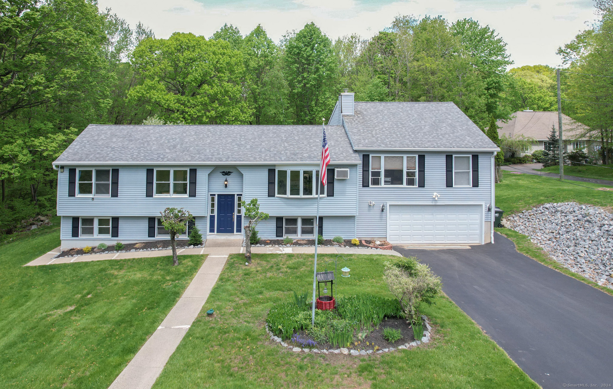 Property for Sale at Cheryl Lane, Prospect, Connecticut - Bedrooms: 8 
Bathrooms: 2 
Rooms: 10  - $570,000