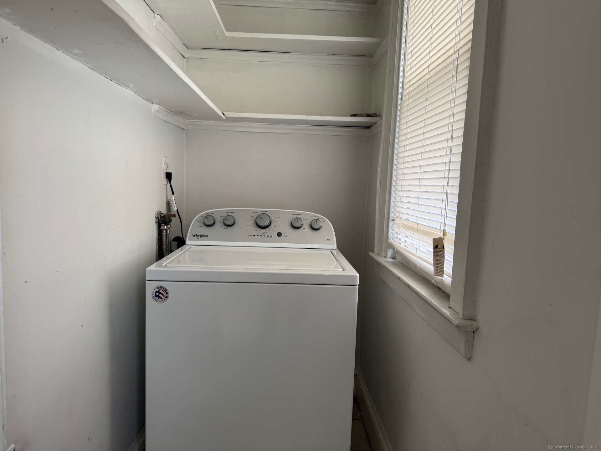 West Hartford, Connecticut 06119, United States, 2 Bedrooms Bedrooms, ,1 BathroomBathrooms,Residential,Active,143773