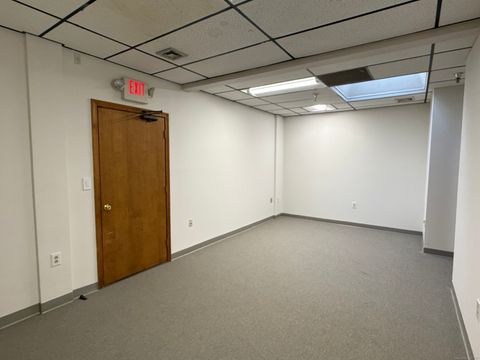 Tiny photo for 465 Silas Deane Highway #Second Floor, Wethersfield, CT 06109 (MLS # 24148417)