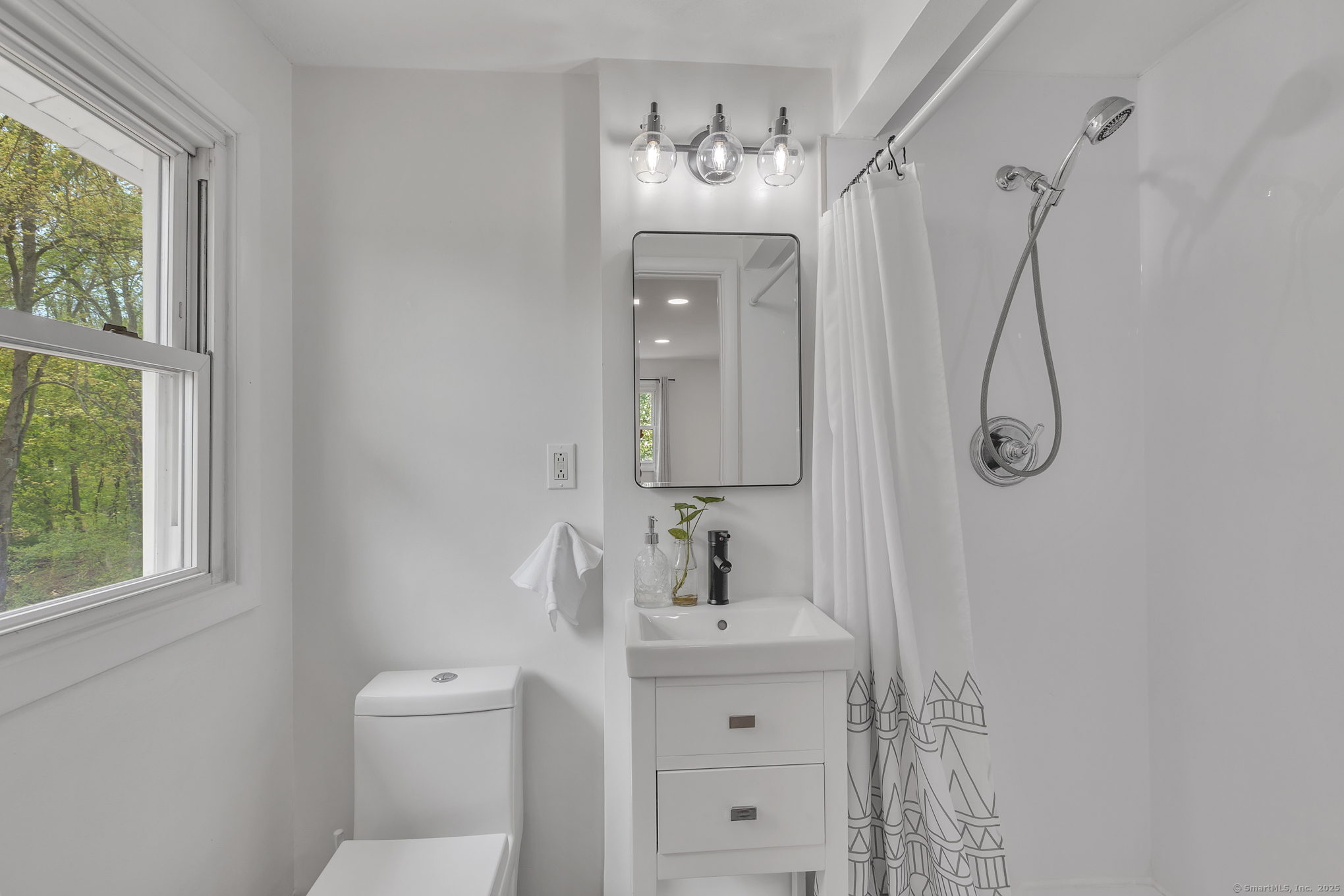 79 Hope Circle, Windsor, Connecticut image 25