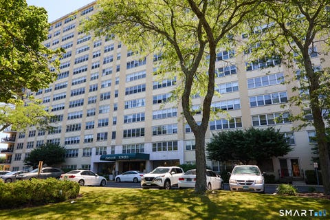 Tiny photo for 2625 Park Avenue #7S, Bridgeport, CT 06604 (MLS # 24185128)
