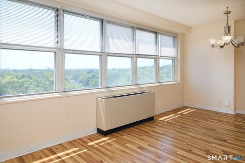 Tiny photo for 2625 Park Avenue #7S, Bridgeport, CT 06604 (MLS # 24185128)