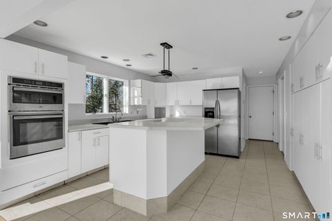 Tiny photo for 603 Lake Drive, Guilford, CT 06437 (MLS # 24153212)