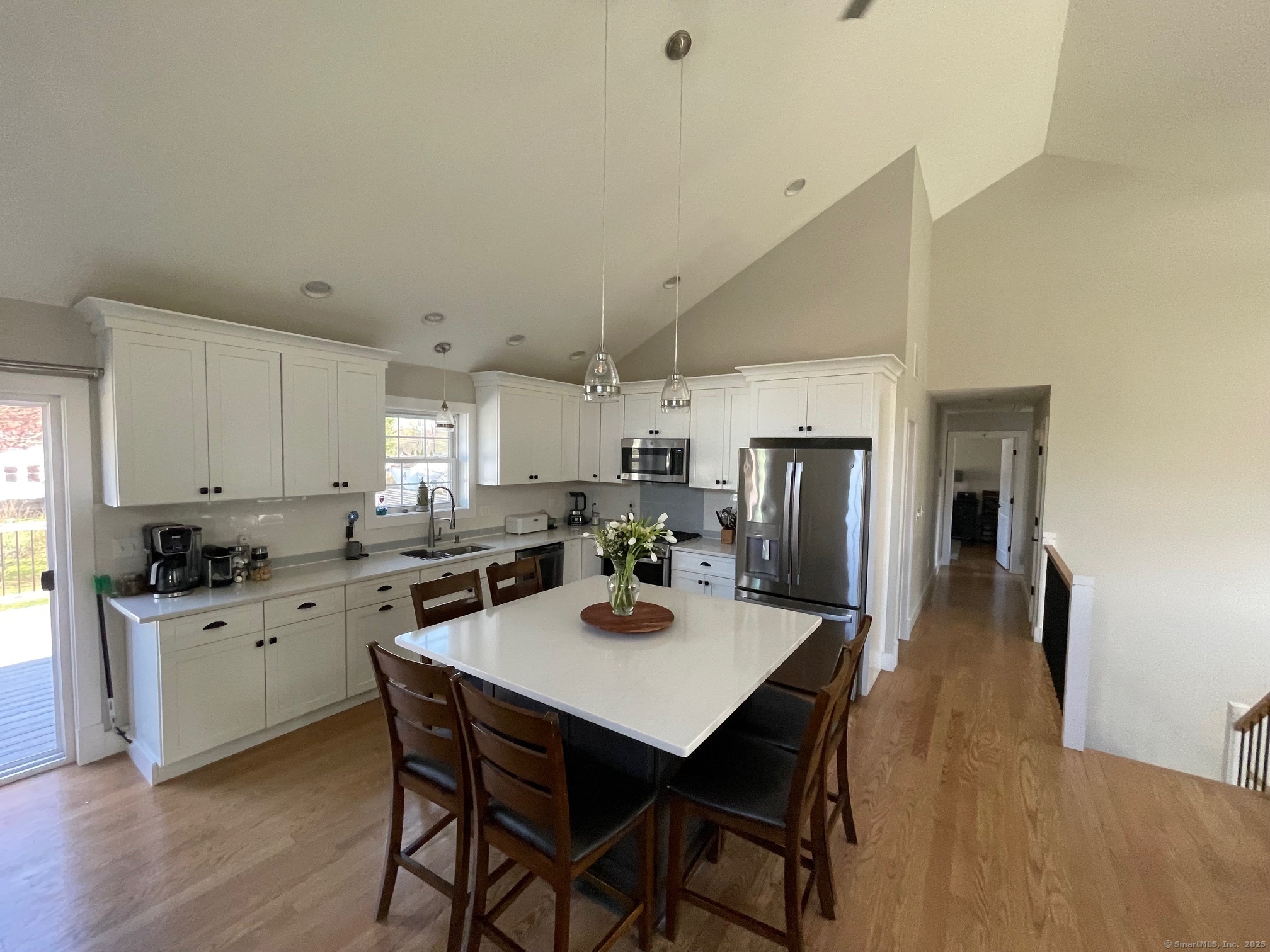 16 Catherine Drive, Wolcott, Connecticut image 9