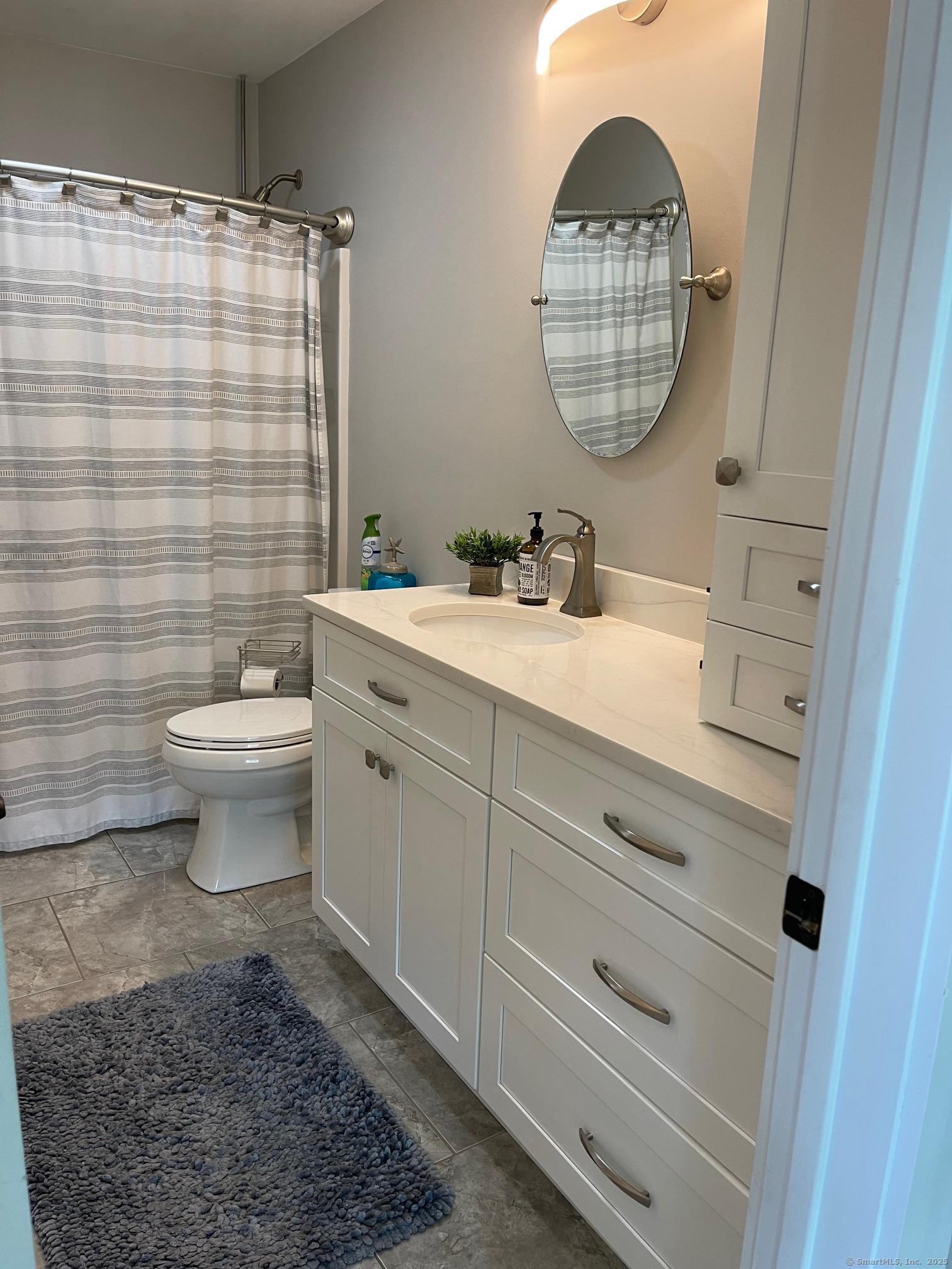 16 Catherine Drive, Wolcott, Connecticut image 10