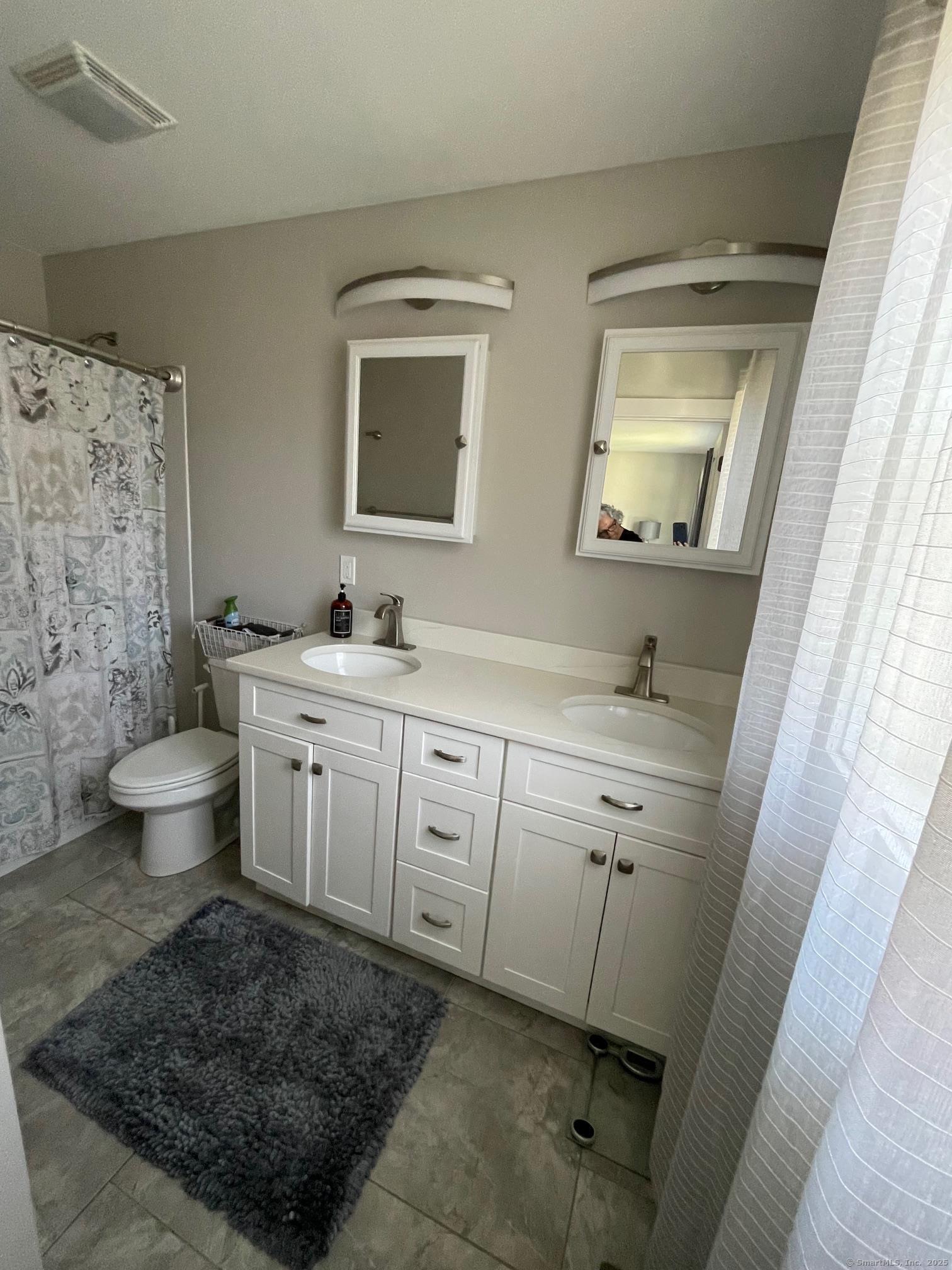 16 Catherine Drive, Wolcott, Connecticut image 13