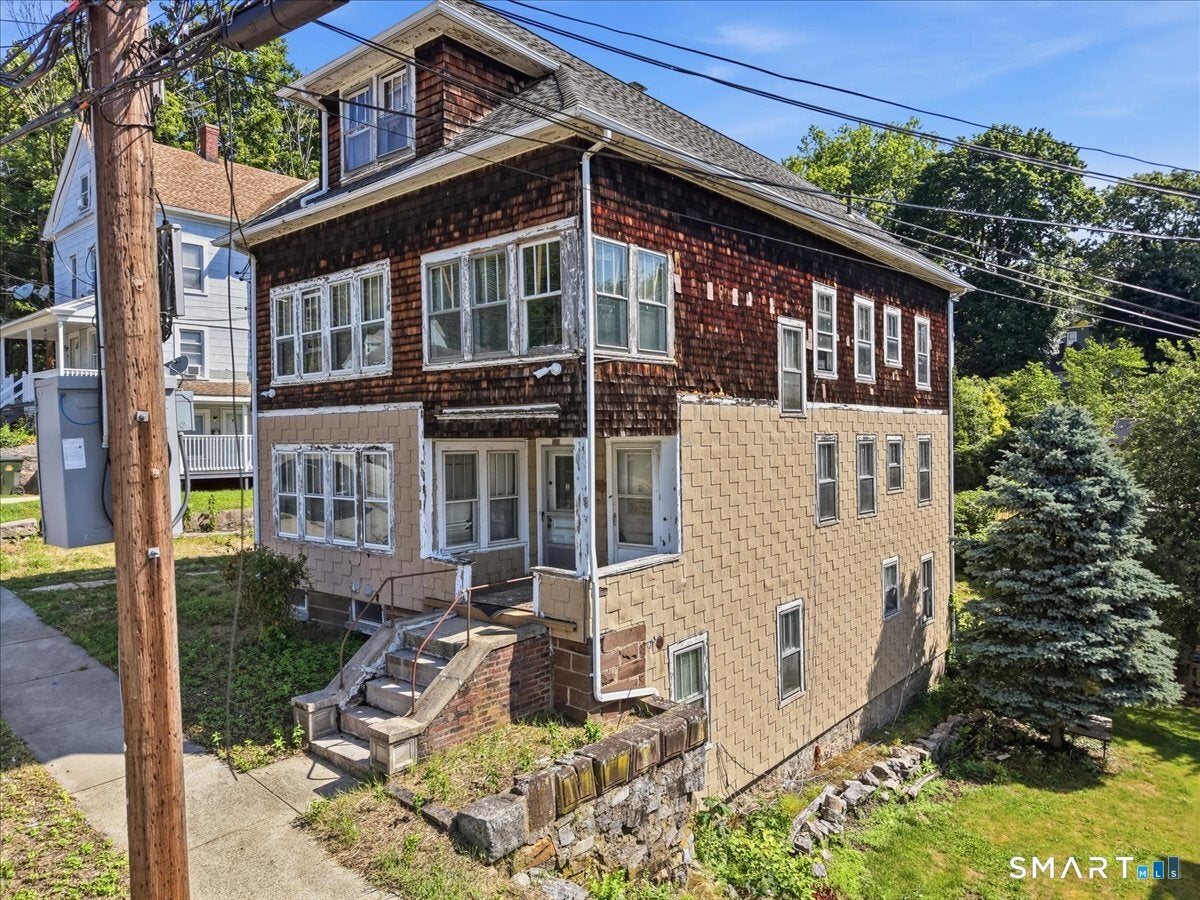 205 Crystal Avenue