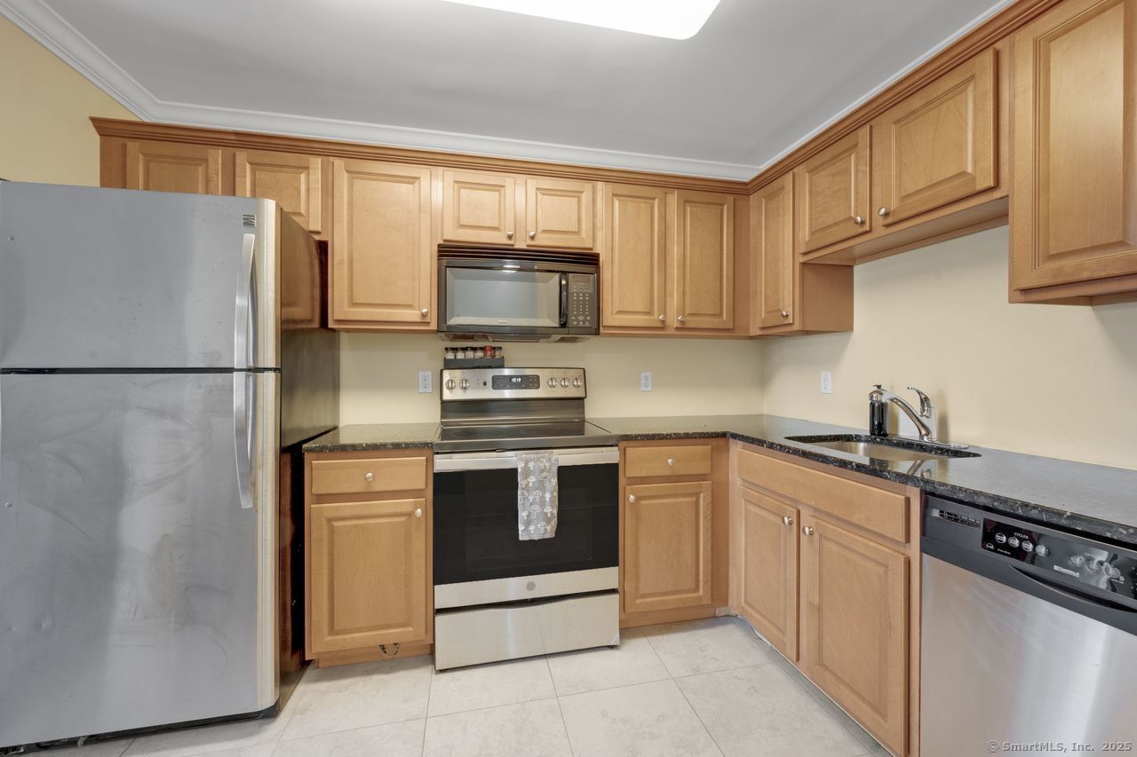 19 Isaacs Street #APT 305, Norwalk, Connecticut image 8