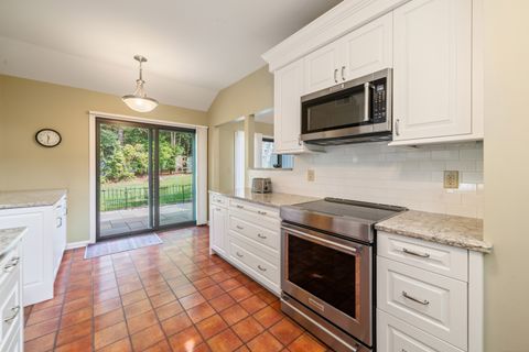 Tiny photo for 966 Heritage Village #A, Southbury, CT 06488 (MLS # 24130575)