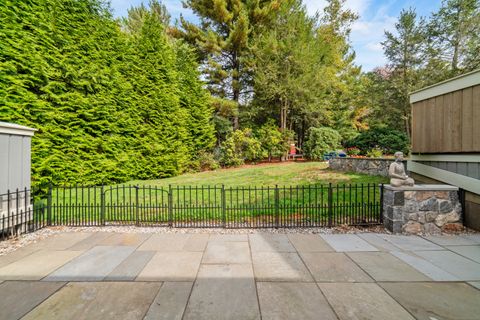 Tiny photo for 966 Heritage Village #A, Southbury, CT 06488 (MLS # 24130575)