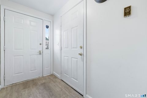 Tiny photo for 310 Boston Post Road #76, Waterford, CT 06385 (MLS # 24147081)