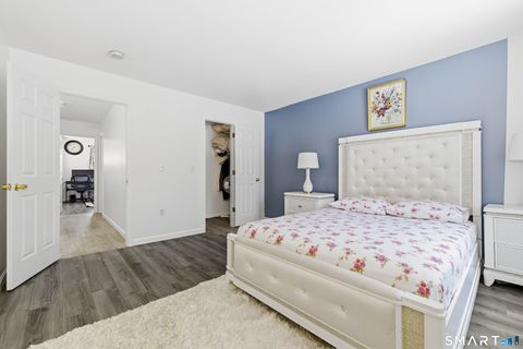 Tiny photo for 310 Boston Post Road #76, Waterford, CT 06385 (MLS # 24147081)