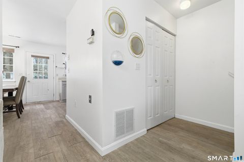 Tiny photo for 310 Boston Post Road #76, Waterford, CT 06385 (MLS # 24147081)