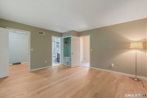 Tiny photo for 6 River Mead #6, Avon, CT 06001 (MLS # 24207833)
