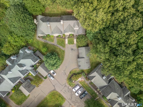 Tiny photo for 6 River Mead #6, Avon, CT 06001 (MLS # 24207833)