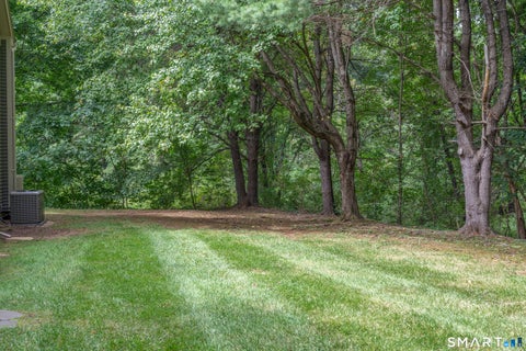 Tiny photo for 6 River Mead #6, Avon, CT 06001 (MLS # 24207833)