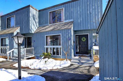 208 Plymouth Colony 208 Branford CT 06405