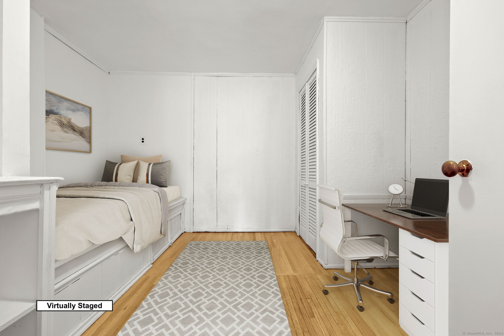 Greenwich, Connecticut 06830, United States, 2 Bedrooms Bedrooms, ,1 BathroomBathrooms,Residential,Pending,39082