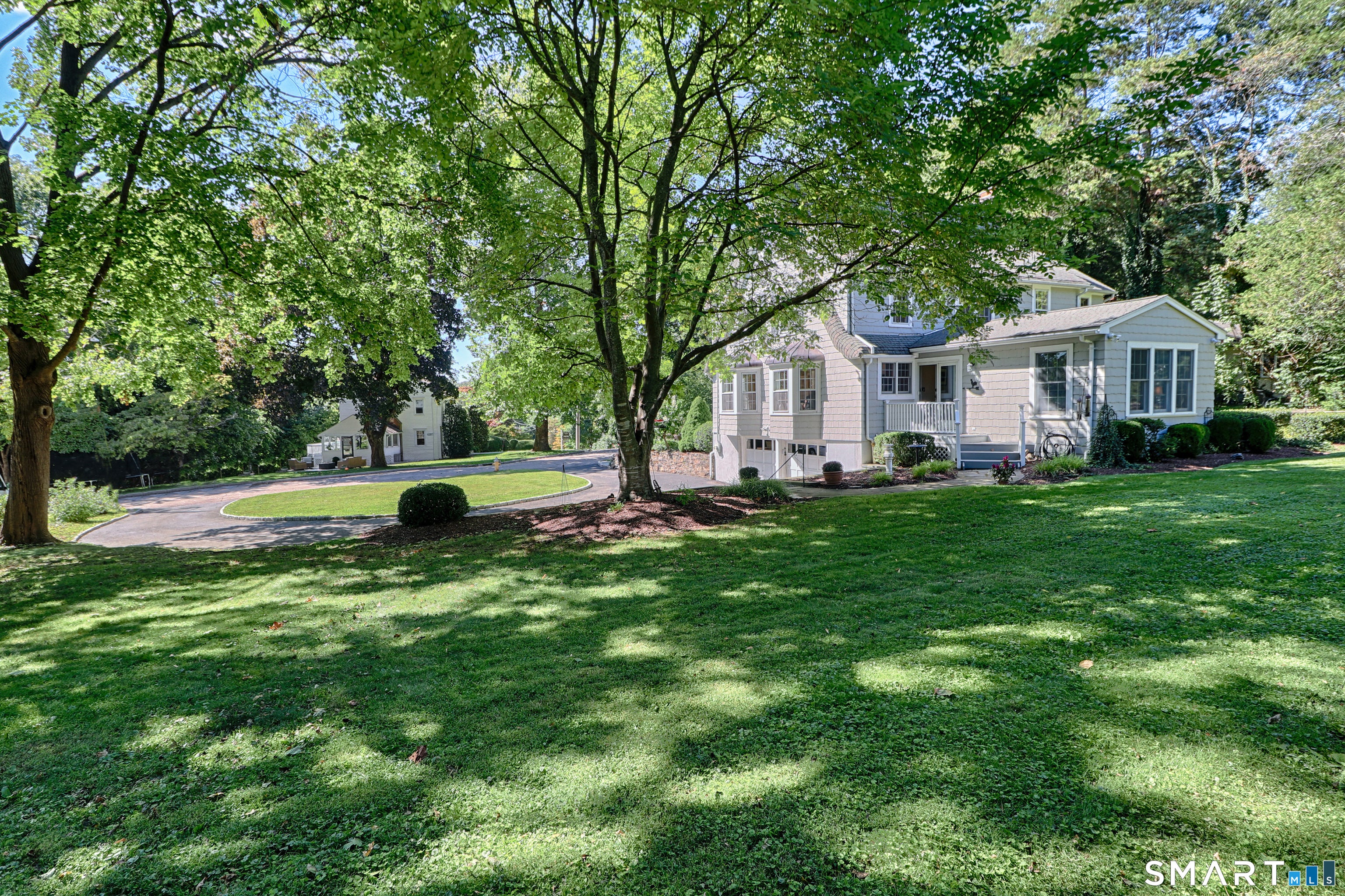 96 Benedict Avenue